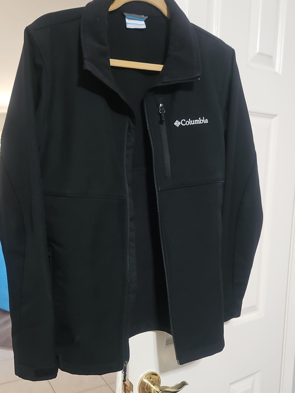 Columbia Black Men's Lightweight Jacket with Chest Zip